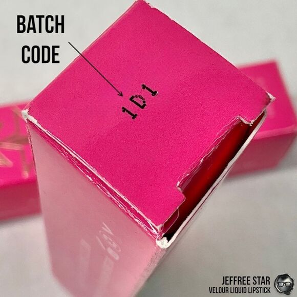 JEFFREE STAR VELOUR LIQUID LIPSTICK IN HIGH SOCIETY PASTEL MINT GREEN LIPCOLOR - Picture 9 of 15